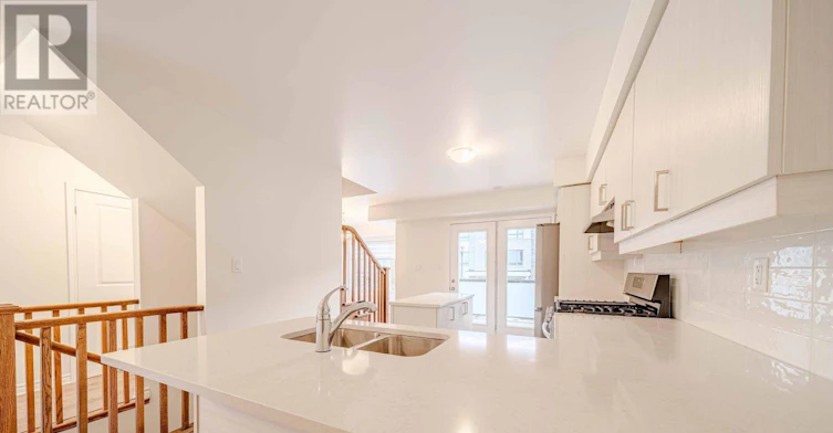 3321 Thunderbird Promenade, Pickering, ON, L1X 0N4 - 33