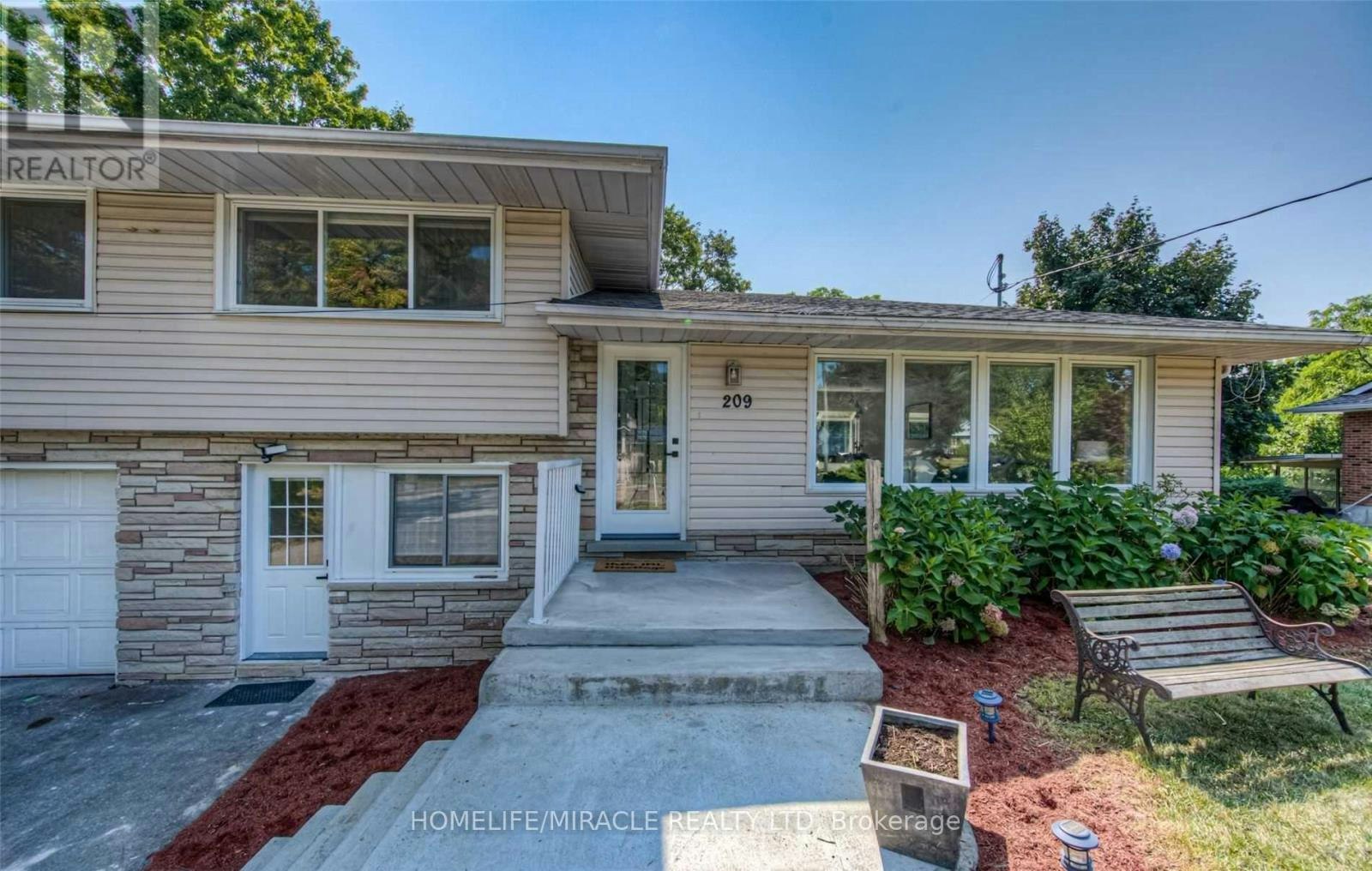 LOWER-209 Greenbrook Drive, Kitchener, ON, N2M 4J9 - 2