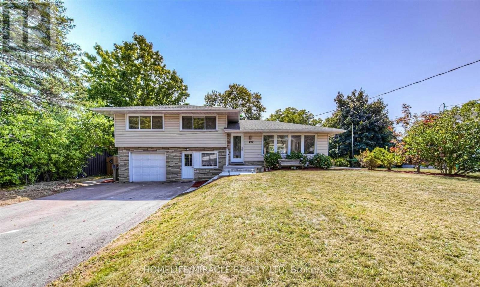 LOWER-209 Greenbrook Drive, Kitchener, ON, N2M 4J9