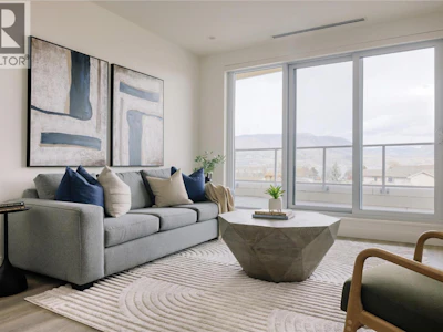 410-3300 Lakeshore Road - 3