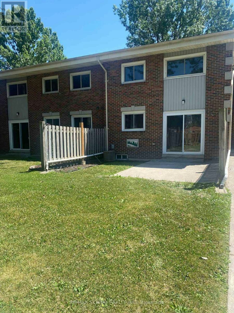 97-1730 Columbia Court, Windsor, ON, N9E 1B1