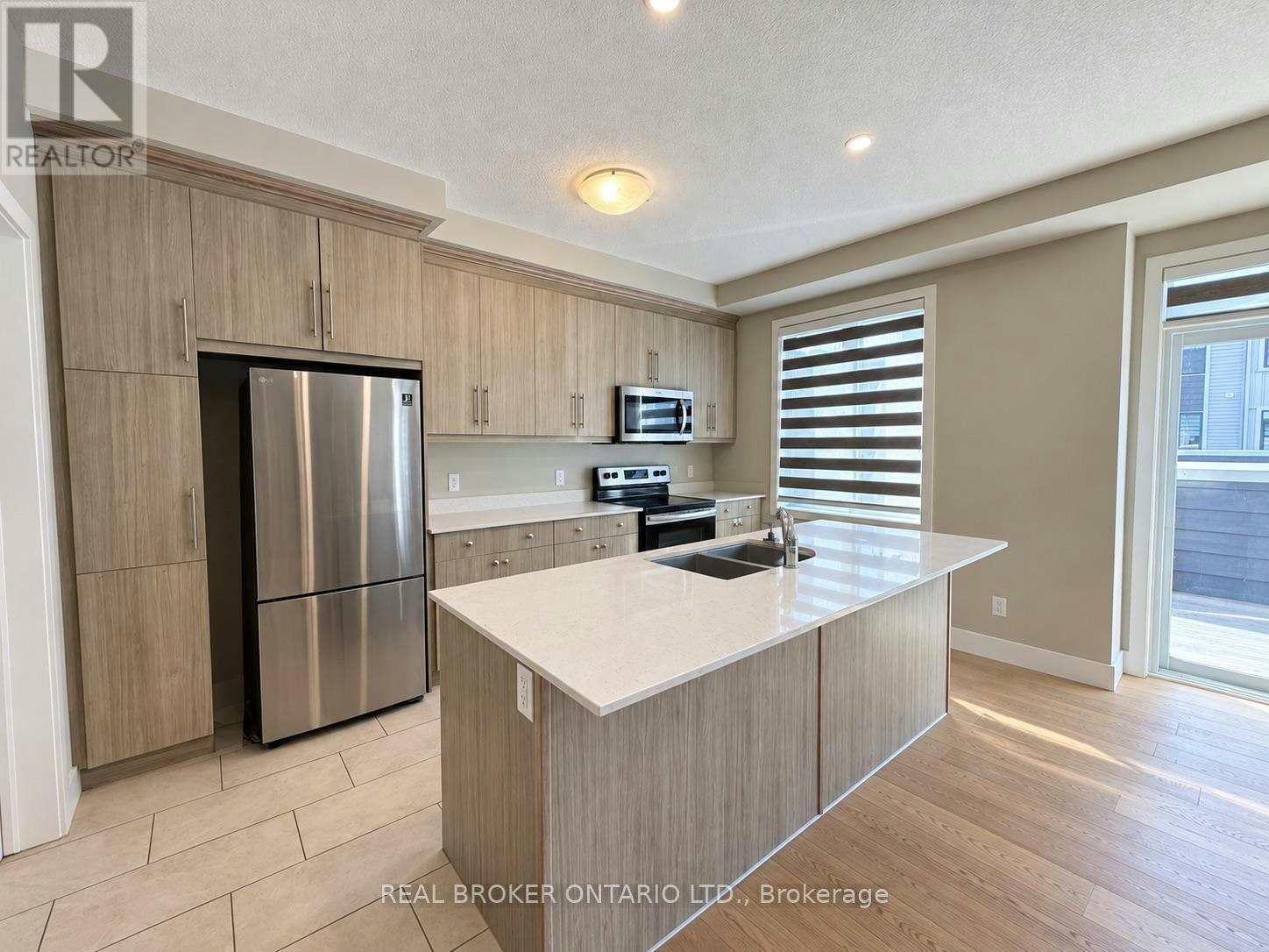 184-177 Edgevalley Road, London, ON, N5V 0C5 - 3