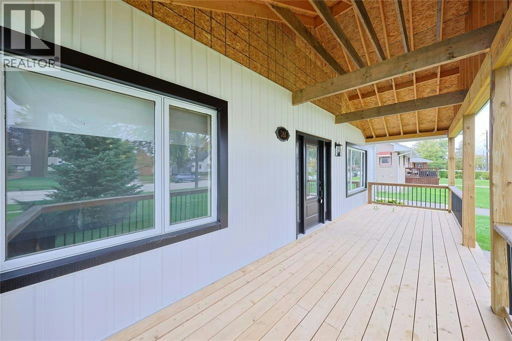 281 Hill Street, St. Clair, ON, N0N 1G0 - 5