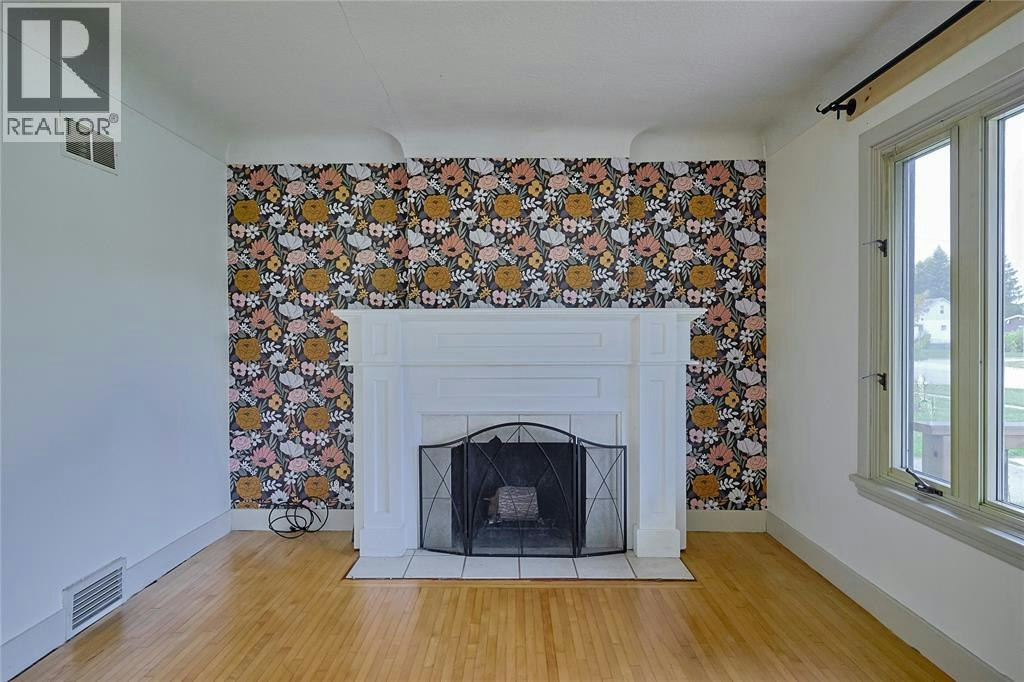 281 Hill Street, St. Clair, ON, N0N 1G0 - 9