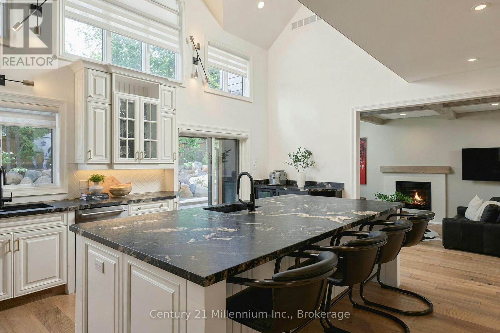 129 Blueski George Crescent, Blue Mountains, ON, L9Y 0S9 - 15