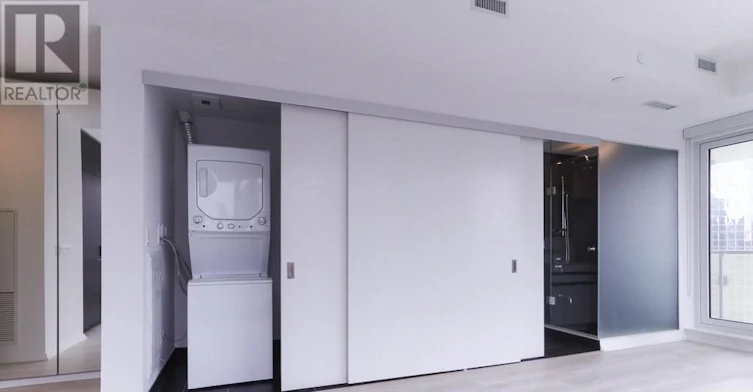 1812-197 Yonge Street, Toronto, ON, M5B 0C1 - 14