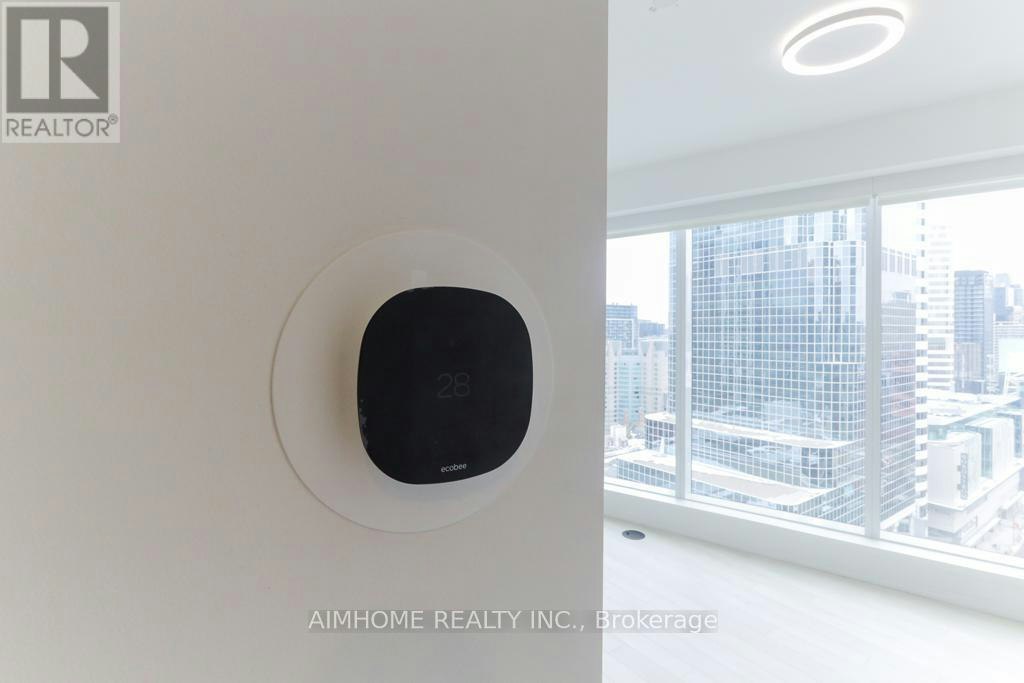 1812-197 Yonge Street, Toronto, ON, M5B 0C1 - 9