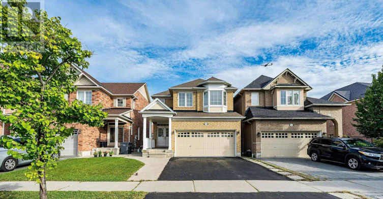 UPPER-354 Panhellenic Drive, Mississauga, ON, L5W 0B9