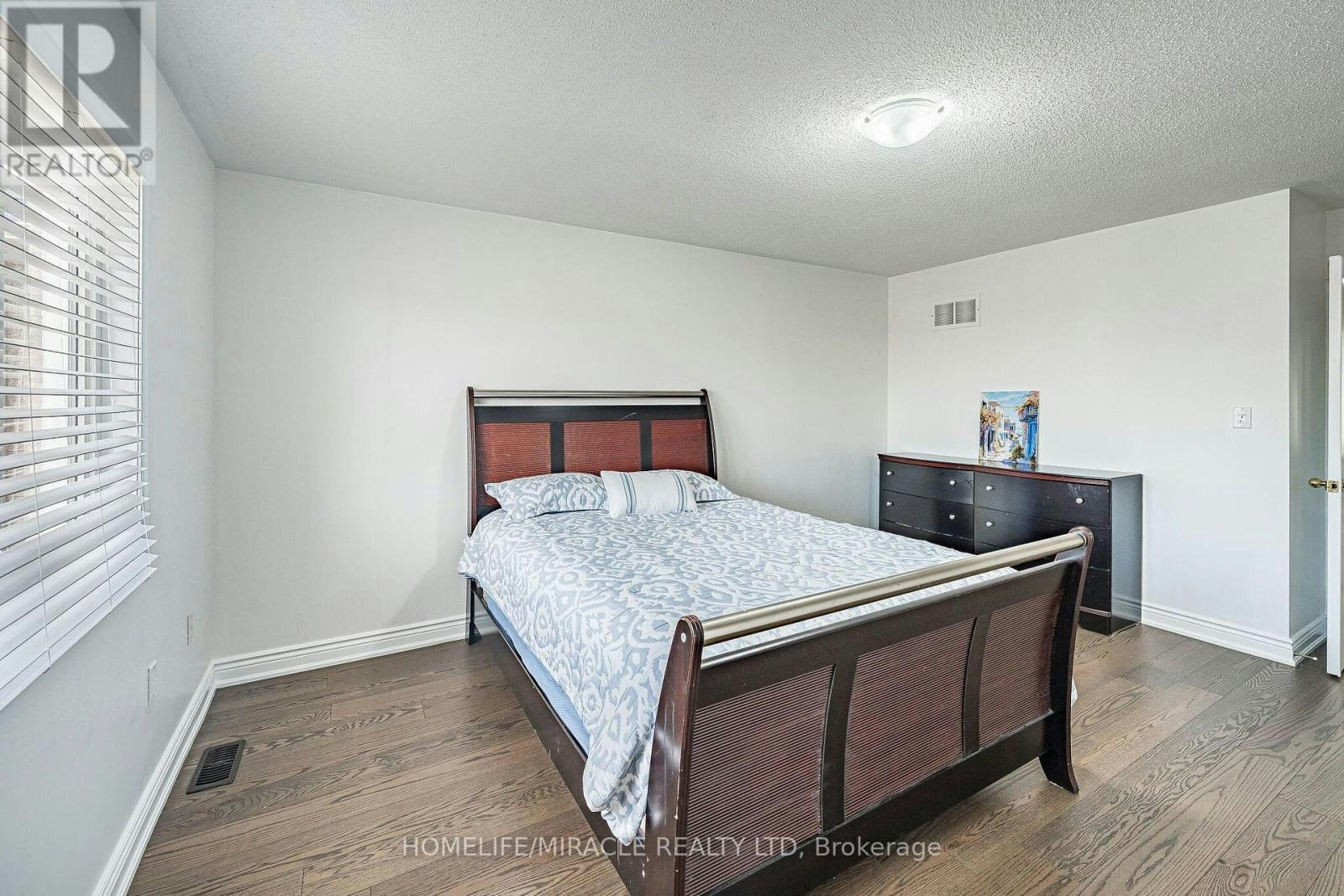 UPPER-354 Panhellenic Drive, Mississauga, ON, L5W 0B9 - 24