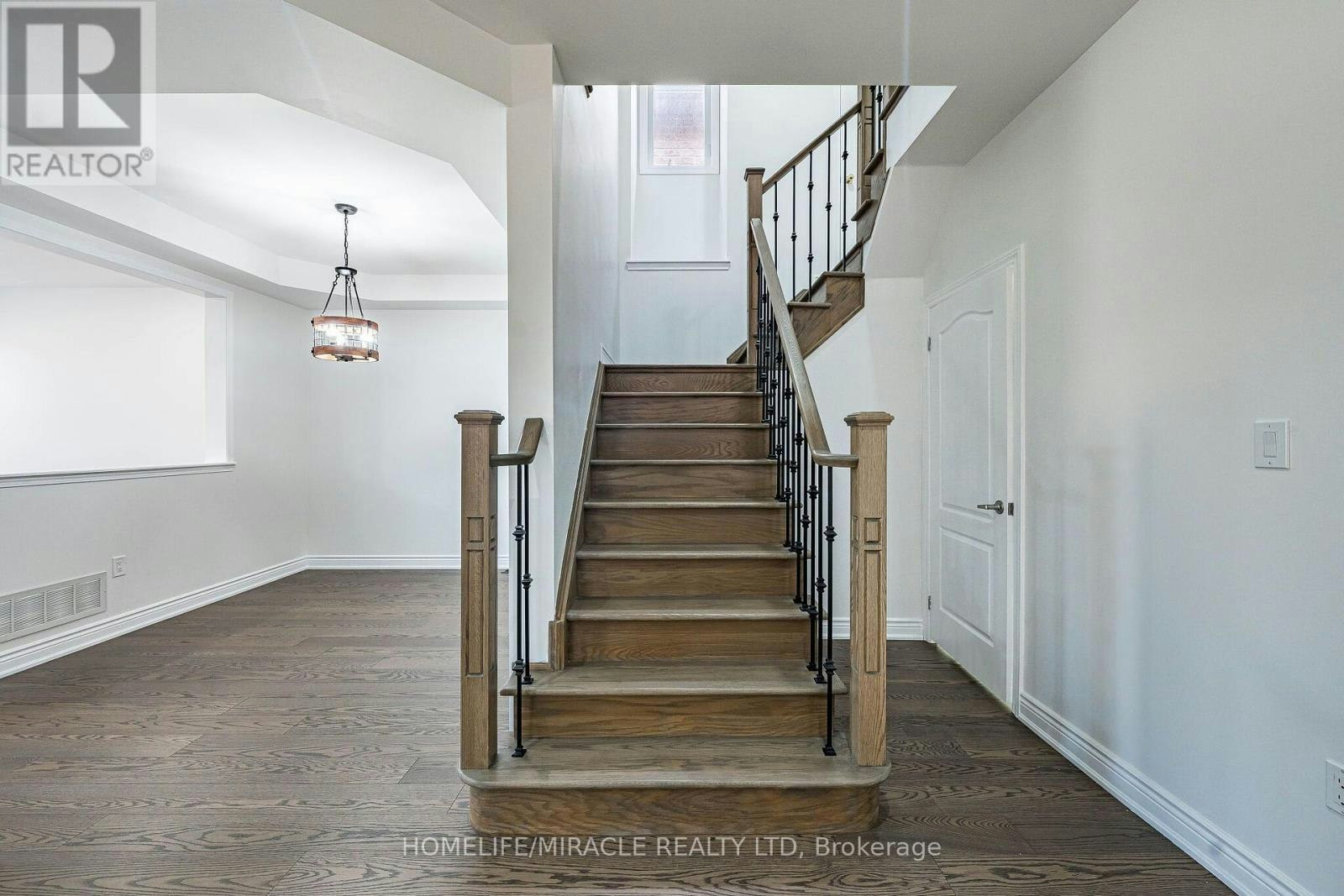UPPER-354 Panhellenic Drive, Mississauga, ON, L5W 0B9 - 22