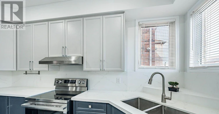 UPPER-354 Panhellenic Drive, Mississauga, ON, L5W 0B9 - 14