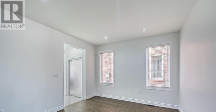 UPPER-354 Panhellenic Drive, Mississauga, ON, L5W 0B9 - 7