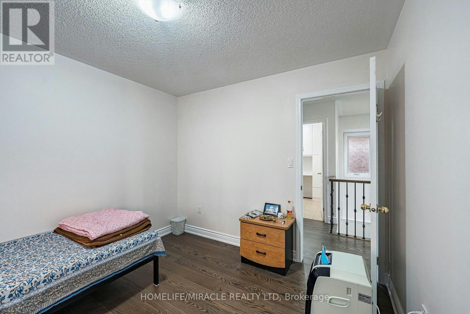 UPPER-354 Panhellenic Drive, Mississauga, ON, L5W 0B9 - 40