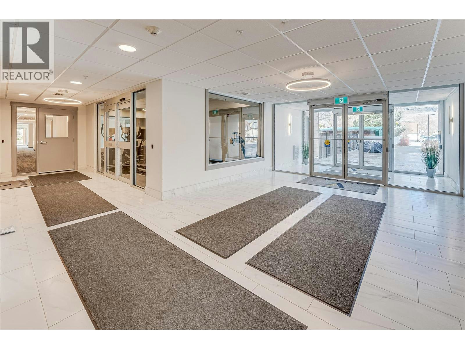 321-2555 Lakeshore Road - 3