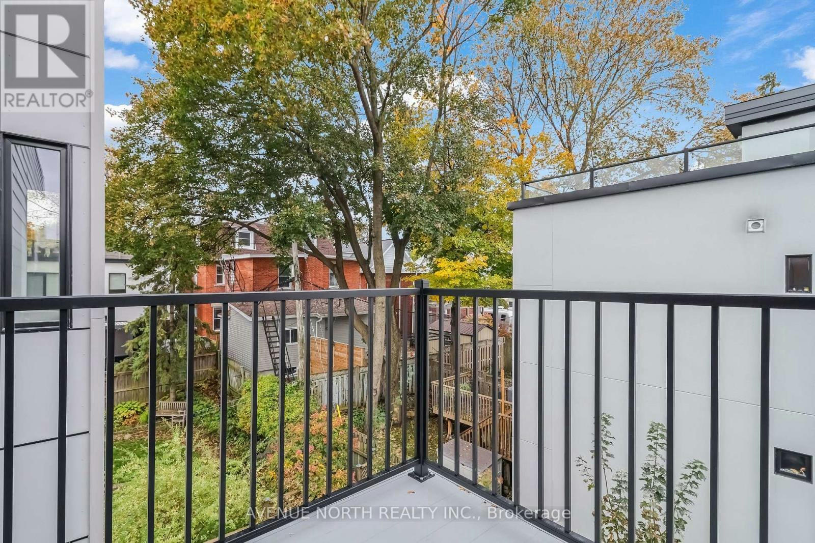 201-436 Athlone Avenue, Ottawa, ON, K1Z 5M7 - 7