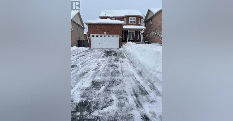 22 Mckenzie Crescent, Barrie, ON, L4N 5R6