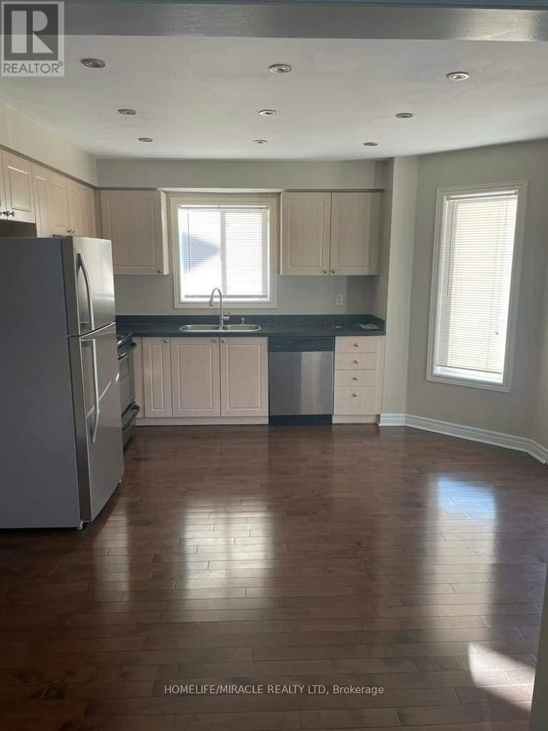 22 Mckenzie Crescent, Barrie, ON, L4N 5R6 - 4