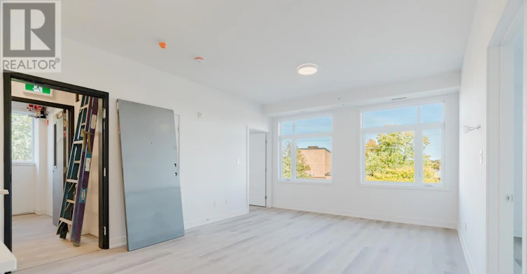 D-830 St Laurent Boulevard, Ottawa, ON, K1K 3A9 - 5