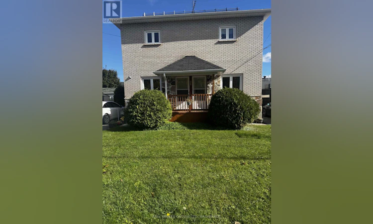 232 Boundary Road EAST