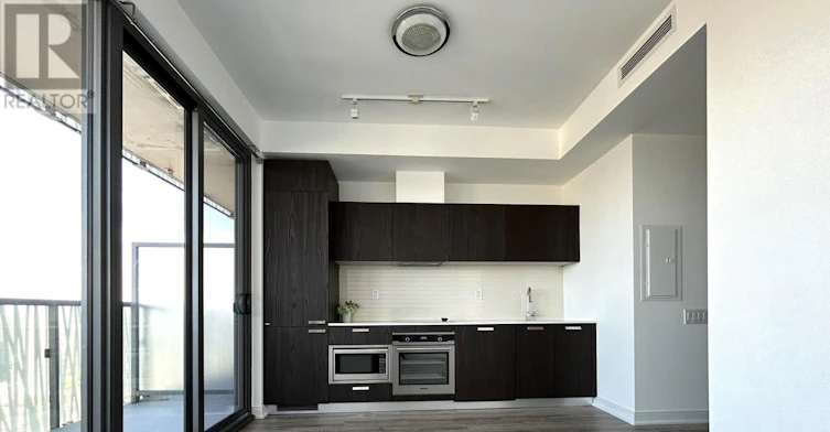 3612-50 Charles Street E, Toronto, ON, M4Y 1T1 - 4