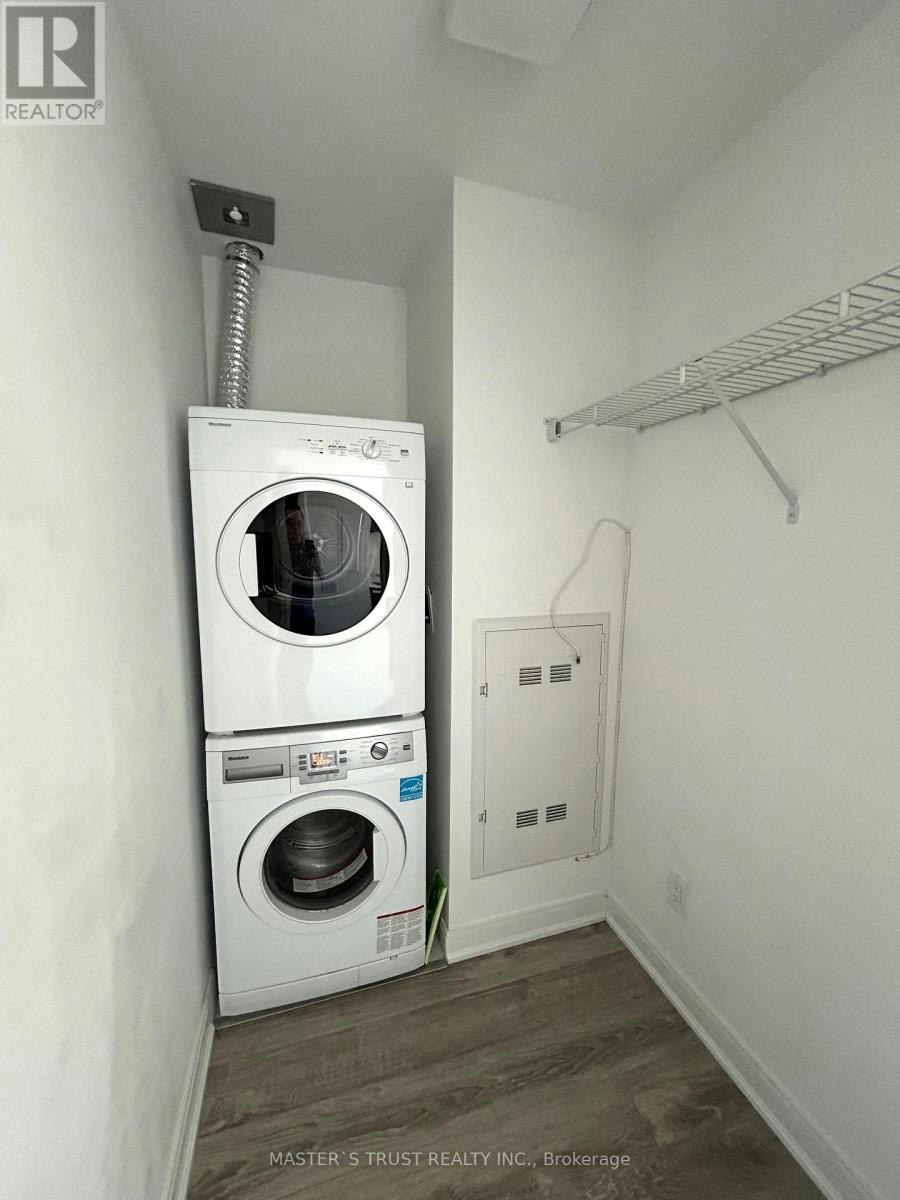 3612-50 Charles Street E, Toronto, ON, M4Y 1T1 - 9
