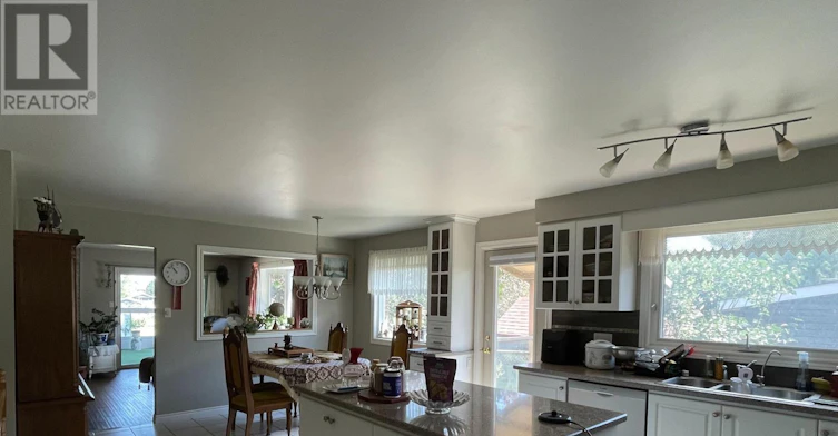 84 Riverglen Drive, Georgina, ON, L4P 2R1 - 6