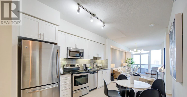 2409-7171 Yonge Street, Vaughan, ON, L3T 0C5 - 9