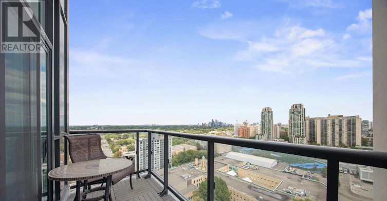 1486 Bathurst Street, Toronto, ON, M5P 3G9 - 47