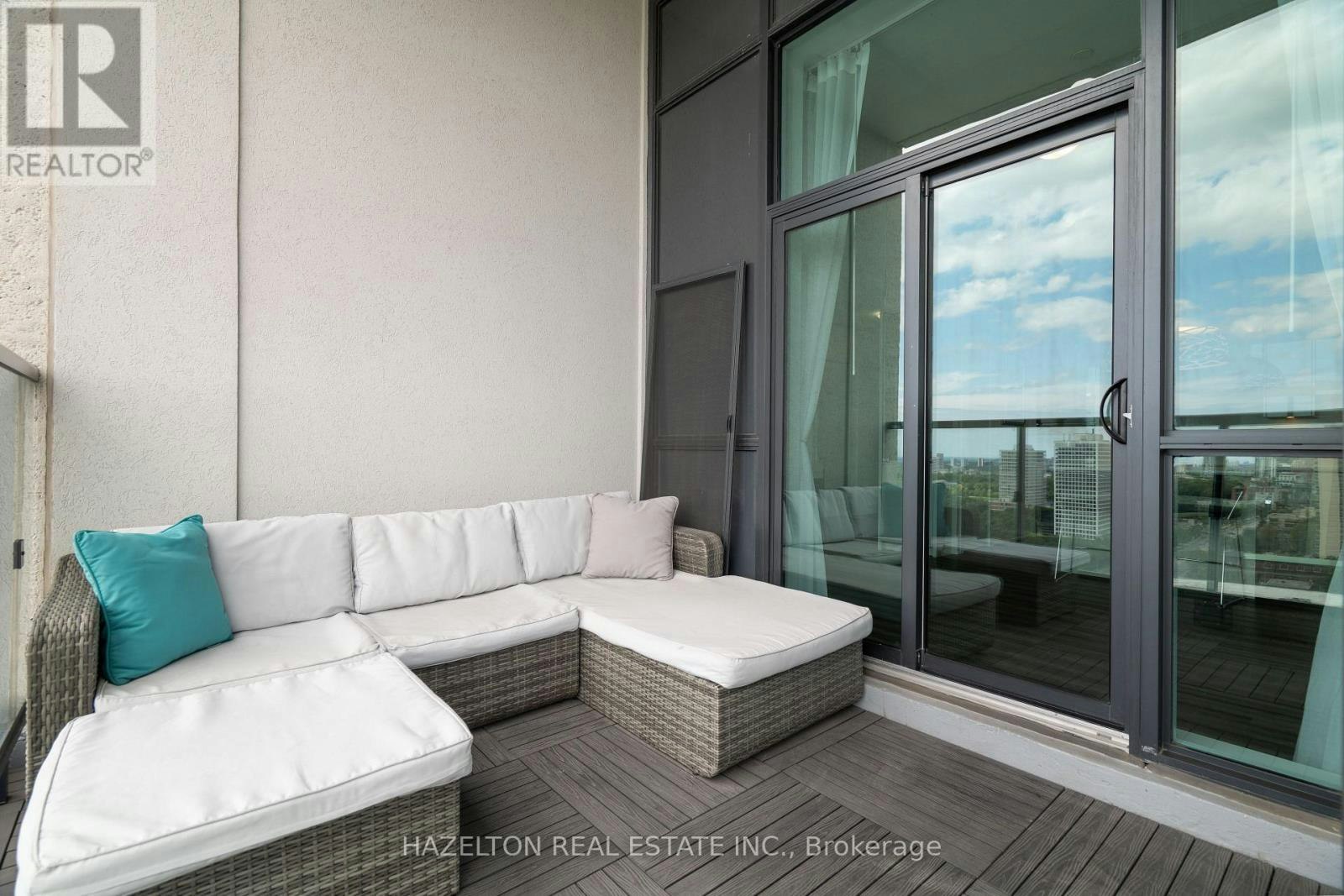 1486 Bathurst Street, Toronto, ON, M5P 3G9 - 41
