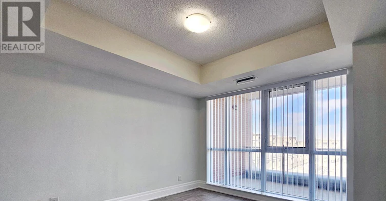 401-1 Upper Duke Crescent, Markham, ON, L6G 0B6 - 12