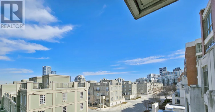 401-1 Upper Duke Crescent, Markham, ON, L6G 0B6 - 2