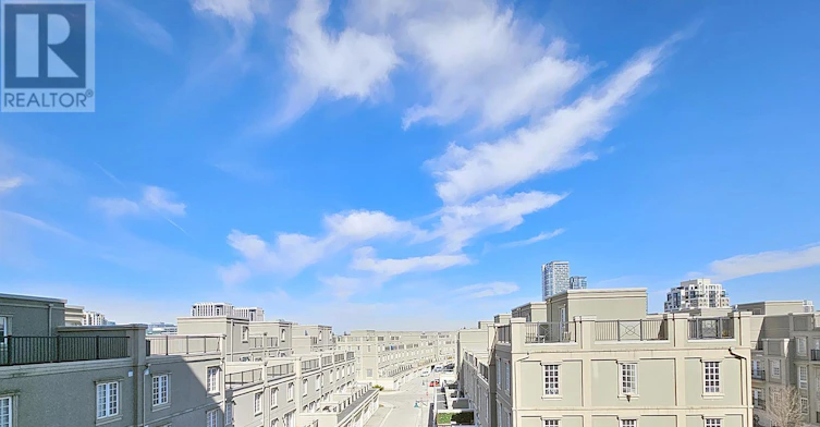 401-1 Upper Duke Crescent, Markham, ON, L6G 0B6 - 3