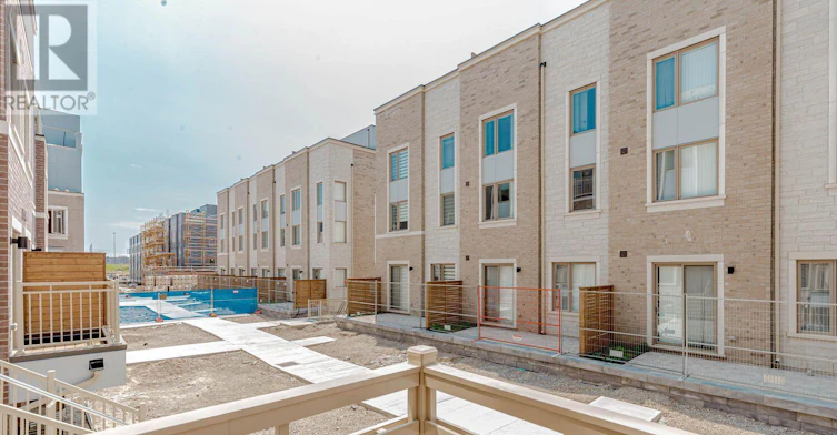 5-11 Honeycrisp Crescent, Vaughan, ON, L4K 0N6 - 22