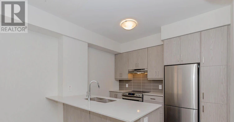 5-11 Honeycrisp Crescent, Vaughan, ON, L4K 0N6 - 5