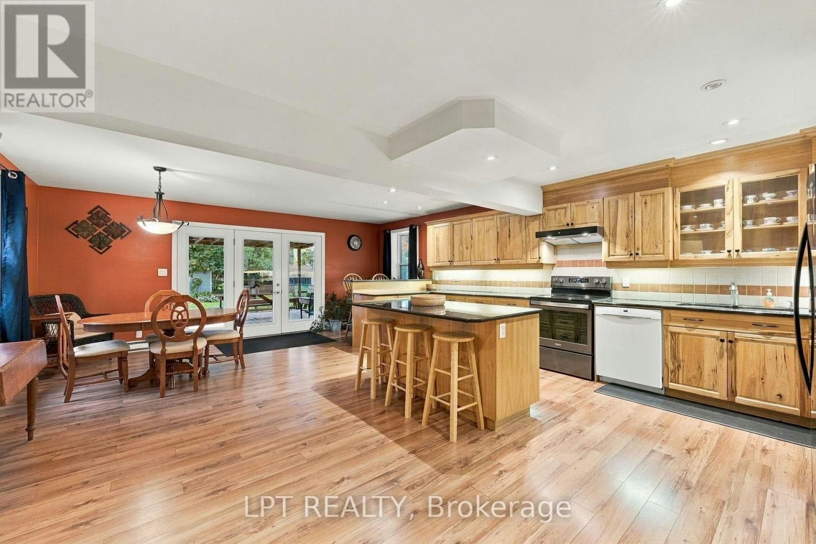 254 Victoria Street, North Middlesex, ON, N0M 2K0 - 12