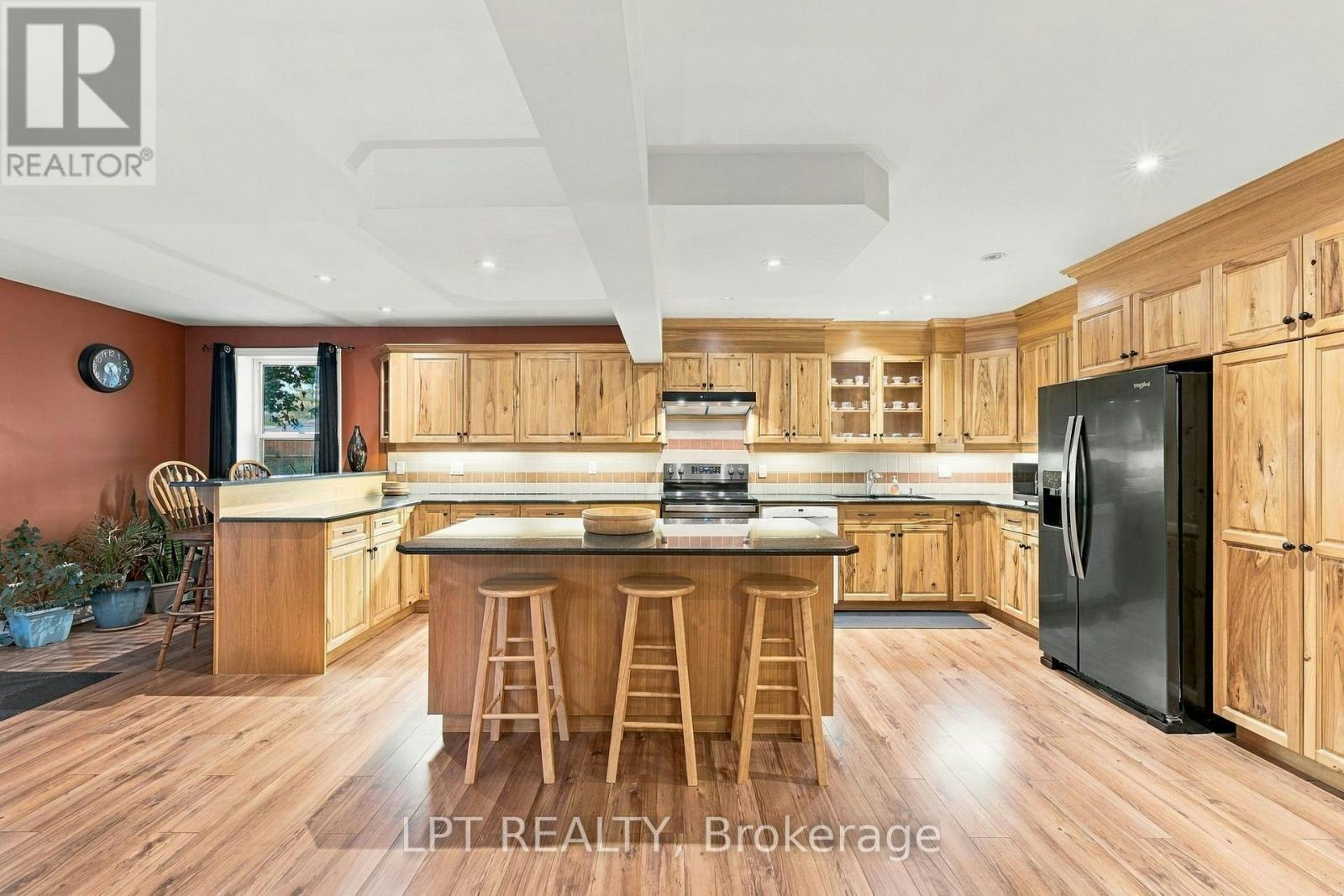 254 Victoria Street, North Middlesex, ON, N0M 2K0 - 13