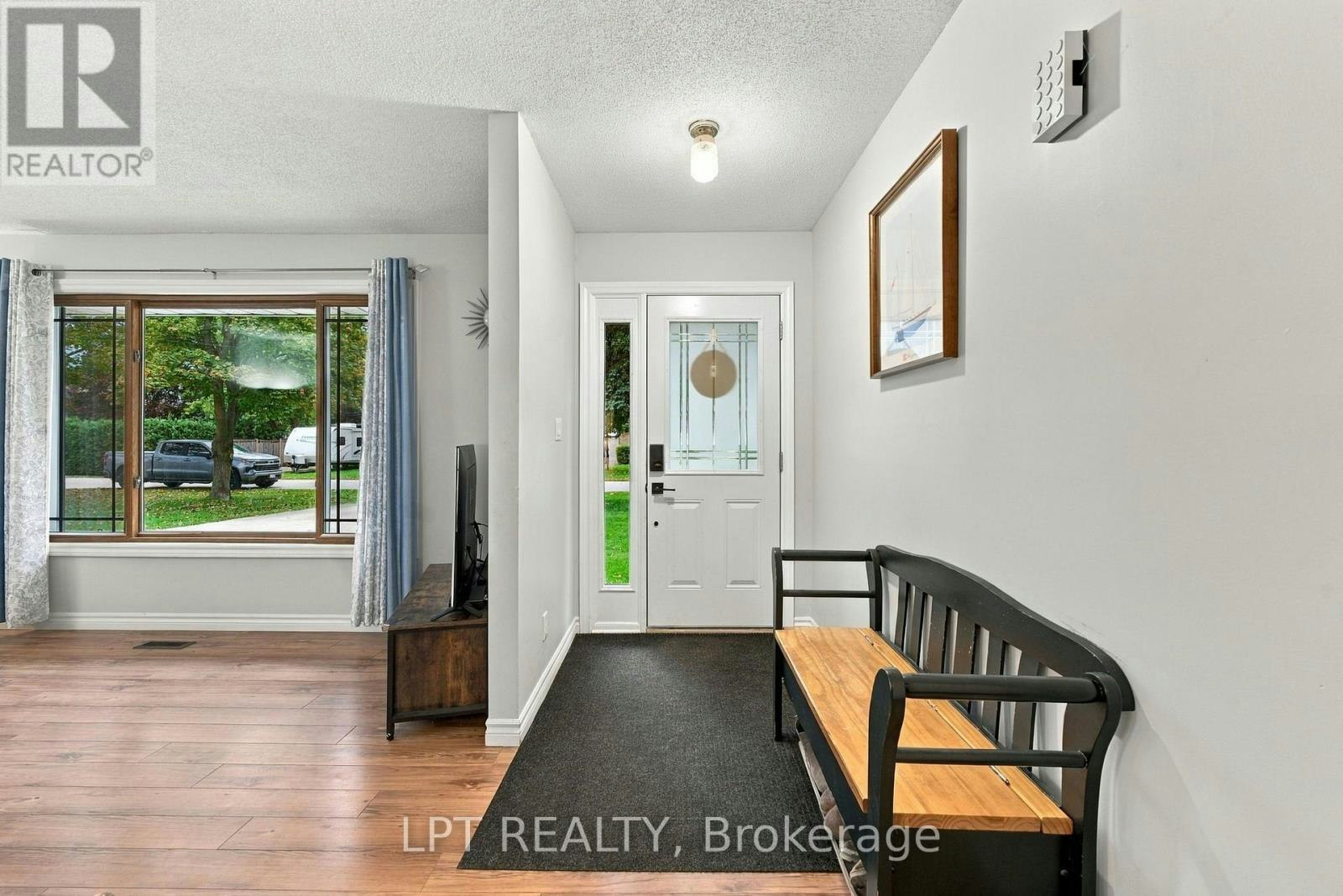 254 Victoria Street, North Middlesex, ON, N0M 2K0 - 9