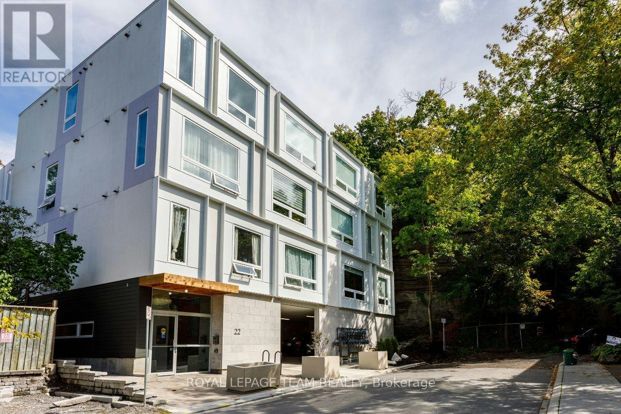 401-22 Perkins Street, Ottawa, ON, K1R 7G5