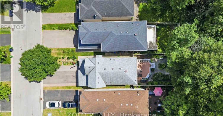 82 Piperbrook Crescent, Toronto, ON, M1E 5G9 - 4