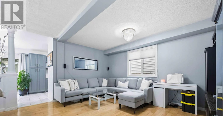 82 Piperbrook Crescent, Toronto, ON, M1E 5G9 - 5