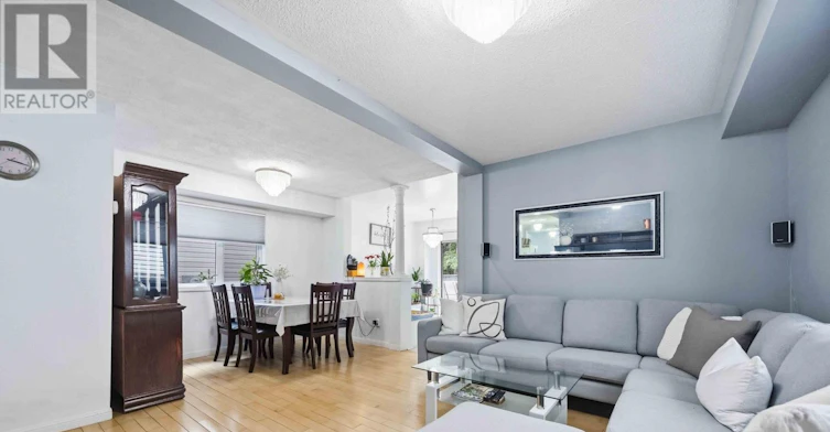 82 Piperbrook Crescent, Toronto, ON, M1E 5G9 - 6