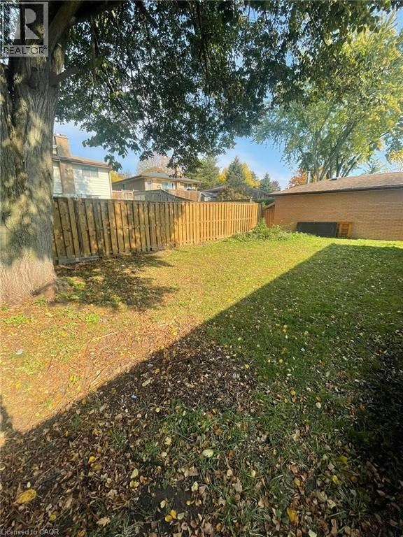 Lower-190 Cedarvale Crescent, Waterloo, ON, N2L 4T2 - 7
