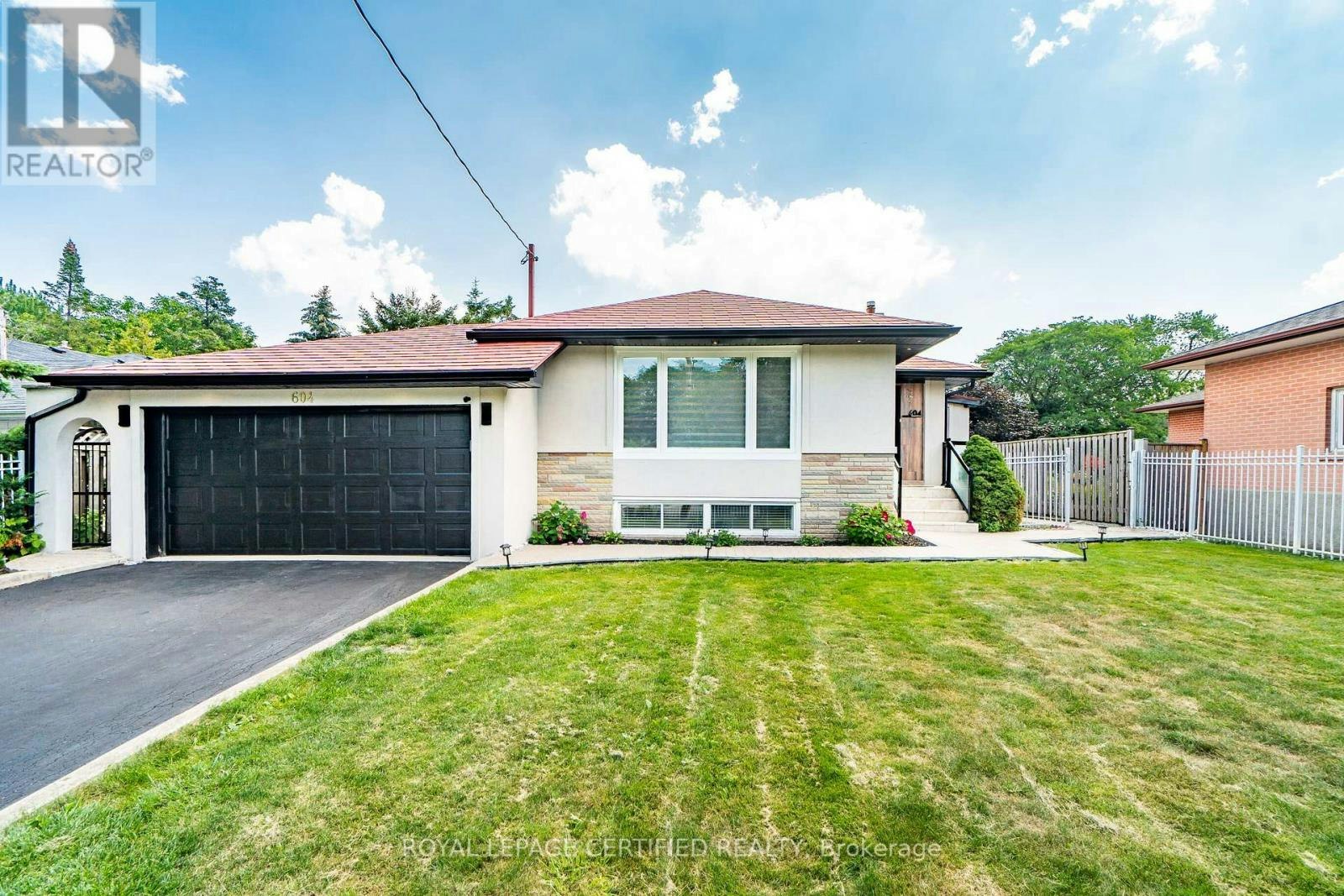 MAIN-604 Wildwood Drive, Oakville, ON, L6K 1V3 - 4