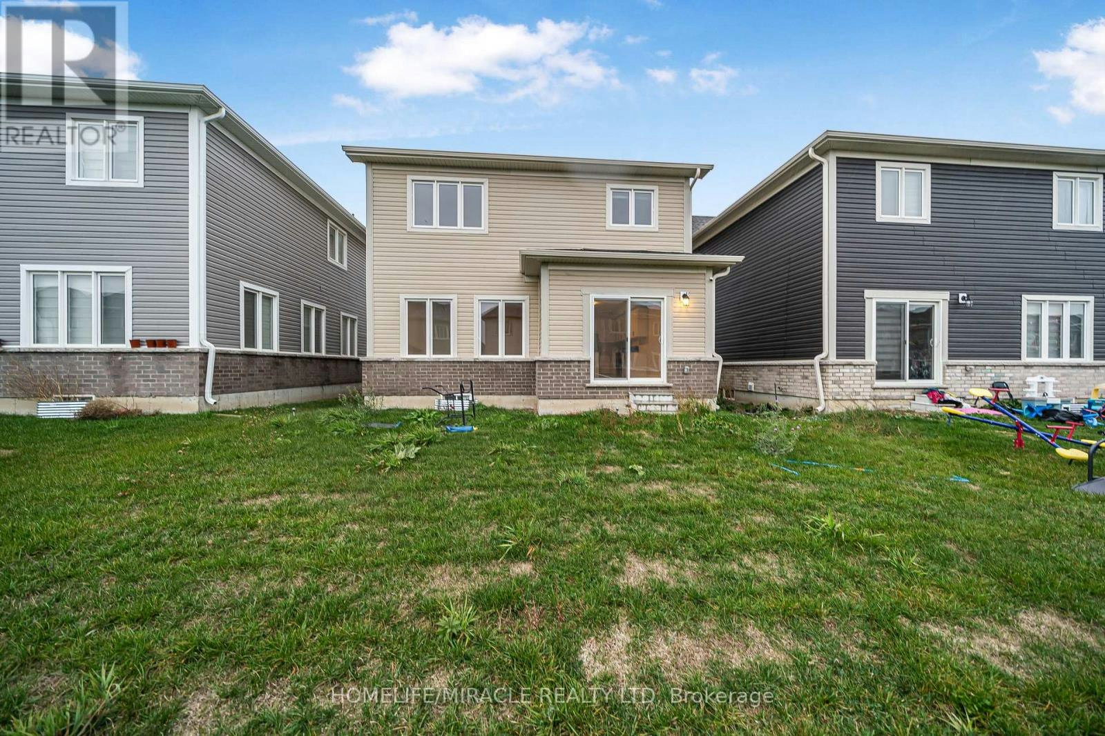 107 Oakmont Drive, Loyalist, ON, K0H 1G0 - 31