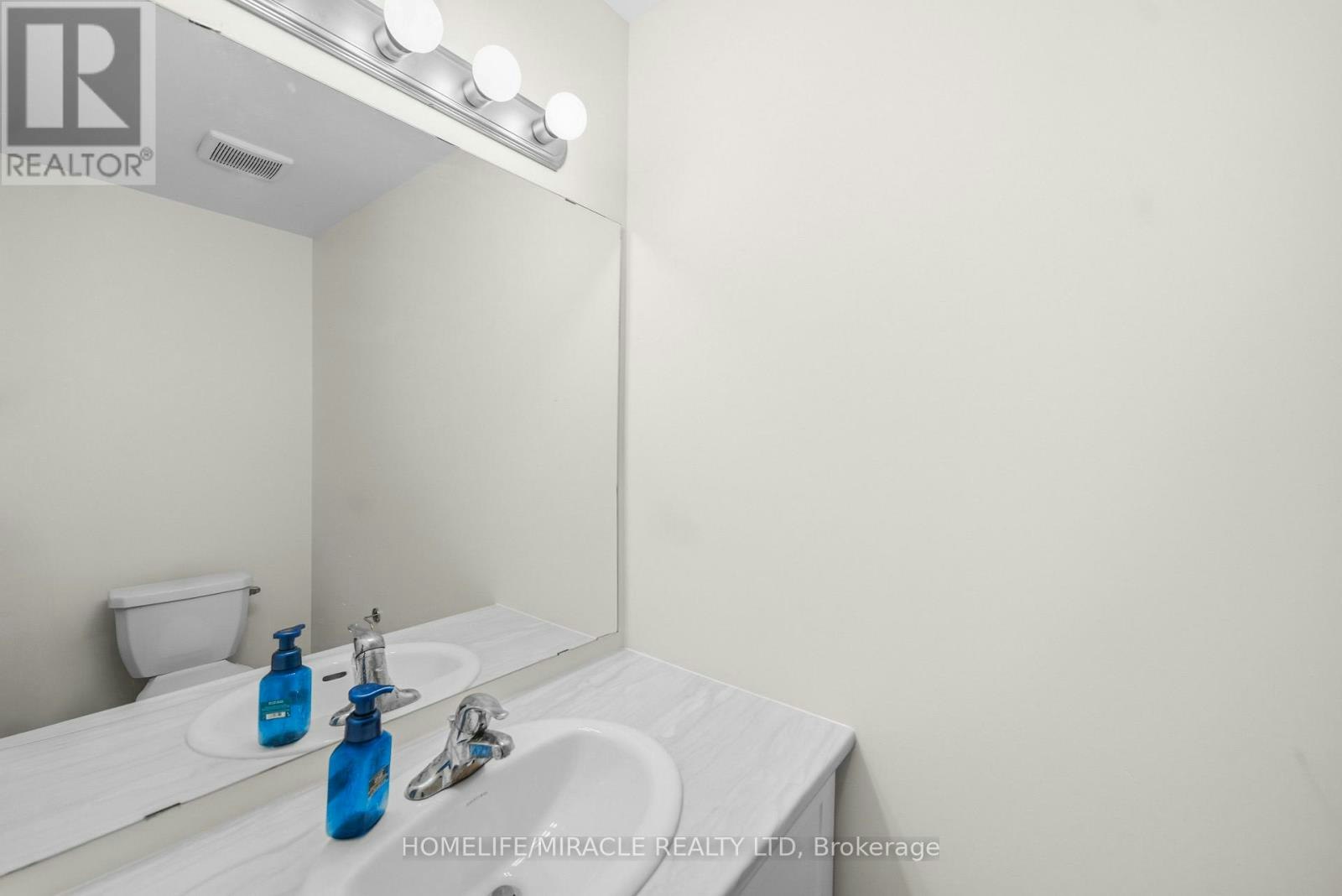 107 Oakmont Drive, Loyalist, ON, K0H 1G0 - 14
