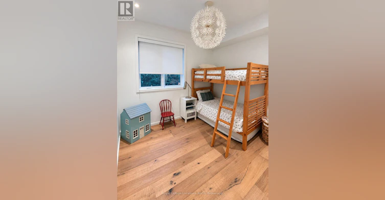 21 Buckingham Boulevard, Clearview, ON, L9Y 3Y9 - 15