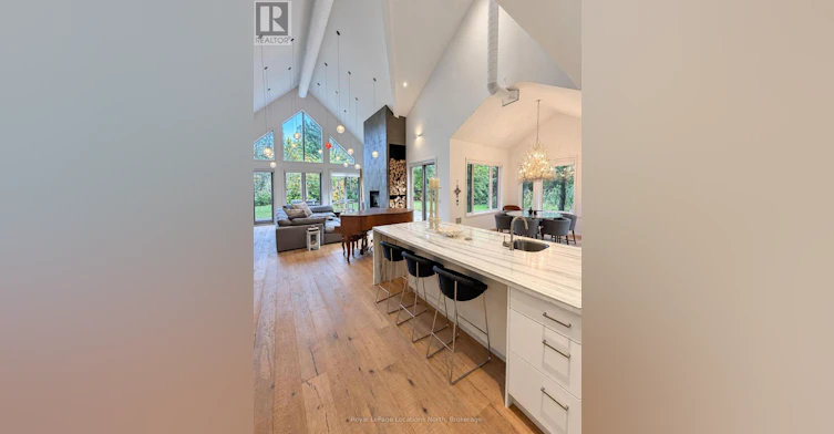 21 Buckingham Boulevard, Clearview, ON, L9Y 3Y9 - 6