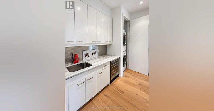 21 Buckingham Boulevard, Clearview, ON, L9Y 3Y9 - 10
