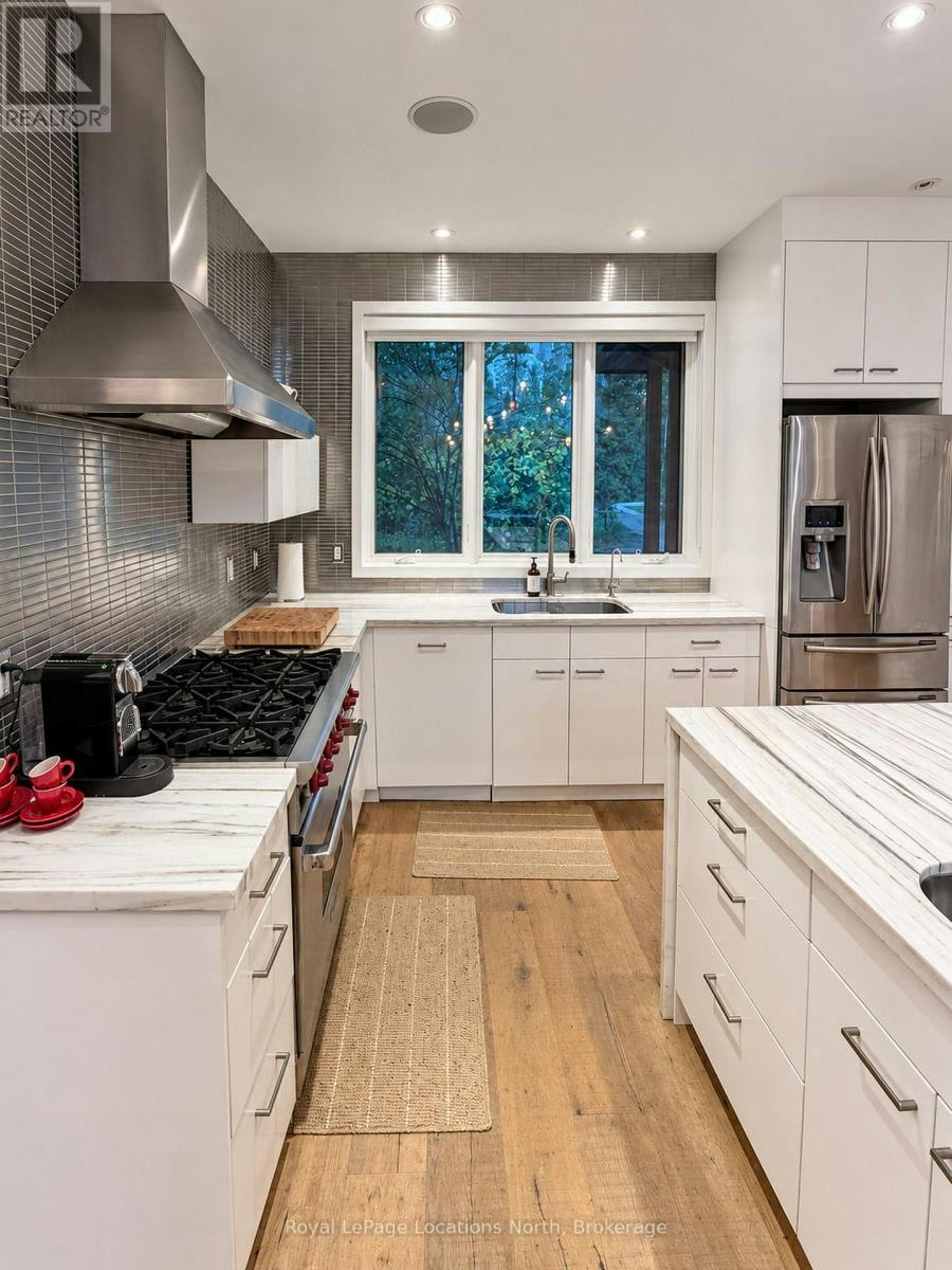 21 Buckingham Boulevard, Clearview, ON, L9Y 3Y9 - 8