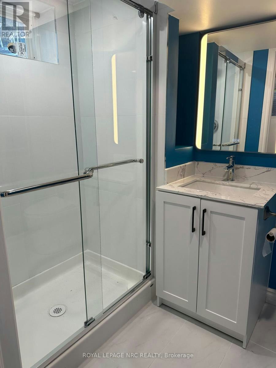 LOWER-35 O'mara Drive, St. Catharines, ON, L2M 1V3 - 12